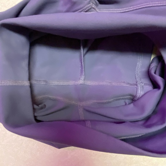 Til You Collapse Scrunch Booty Shorts. - Picture 4 of 4